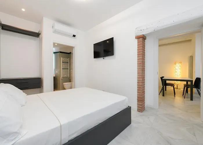 Lakefront And Downtown Within Walking Distance! Appartement Como