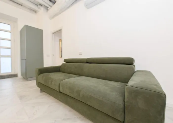 Lakefront And Downtown Within Walking Distance! Appartement *